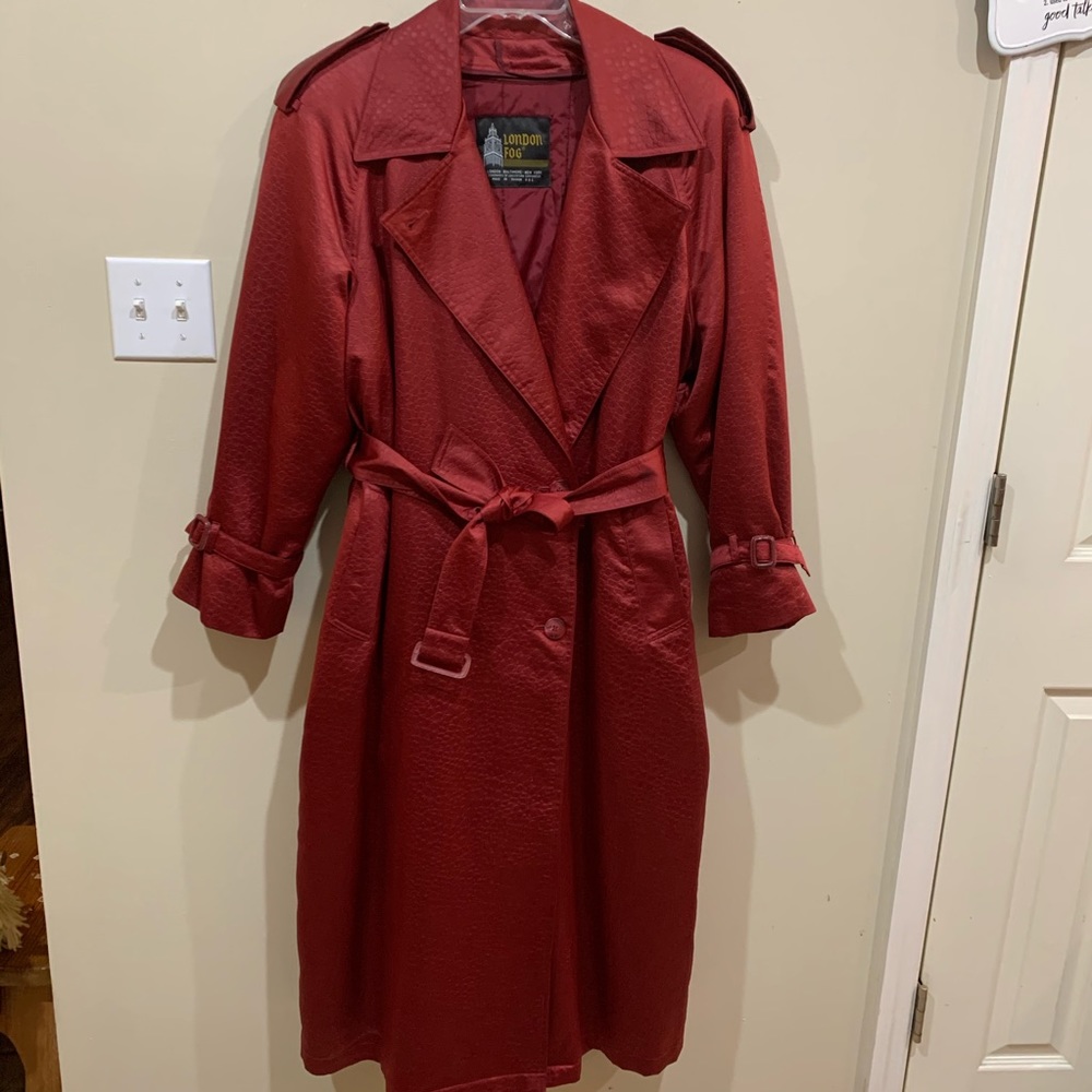 Vintage London Fog Burgundy Croc Trench 10
